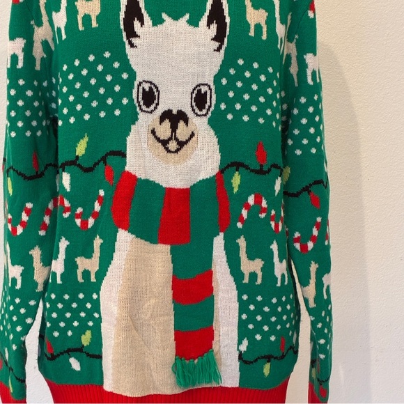 Festive Ugly Sweater Green Llama Crewneck Sweater Size L Holiiday - Picture 2 of 8